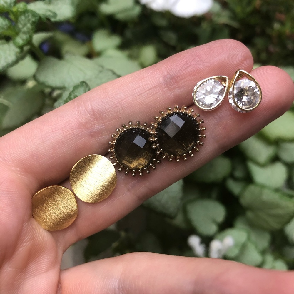 Francesca’s stud bundle